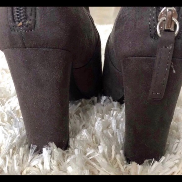 Steve Madden boots - Picture 3 of 6